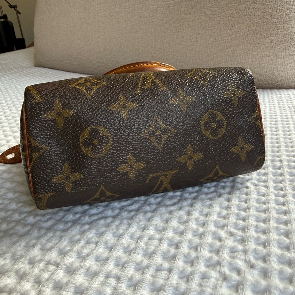 Vintage Louis Vuitton Mini Speedy - Picture 6 of 16